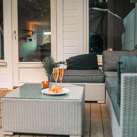 Flott Ved Skullerud Apartment *